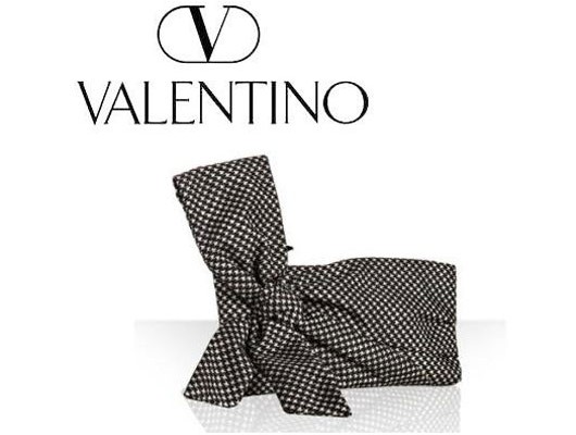 «Гусиная лапка» от Valentino