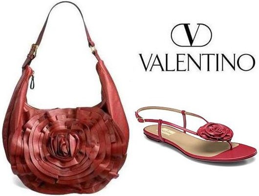 Rose Hobo от Valentino