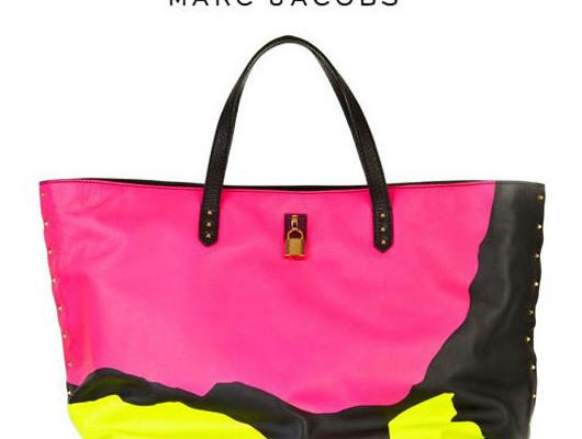 Сумочка про любовь от Marc Jacobs